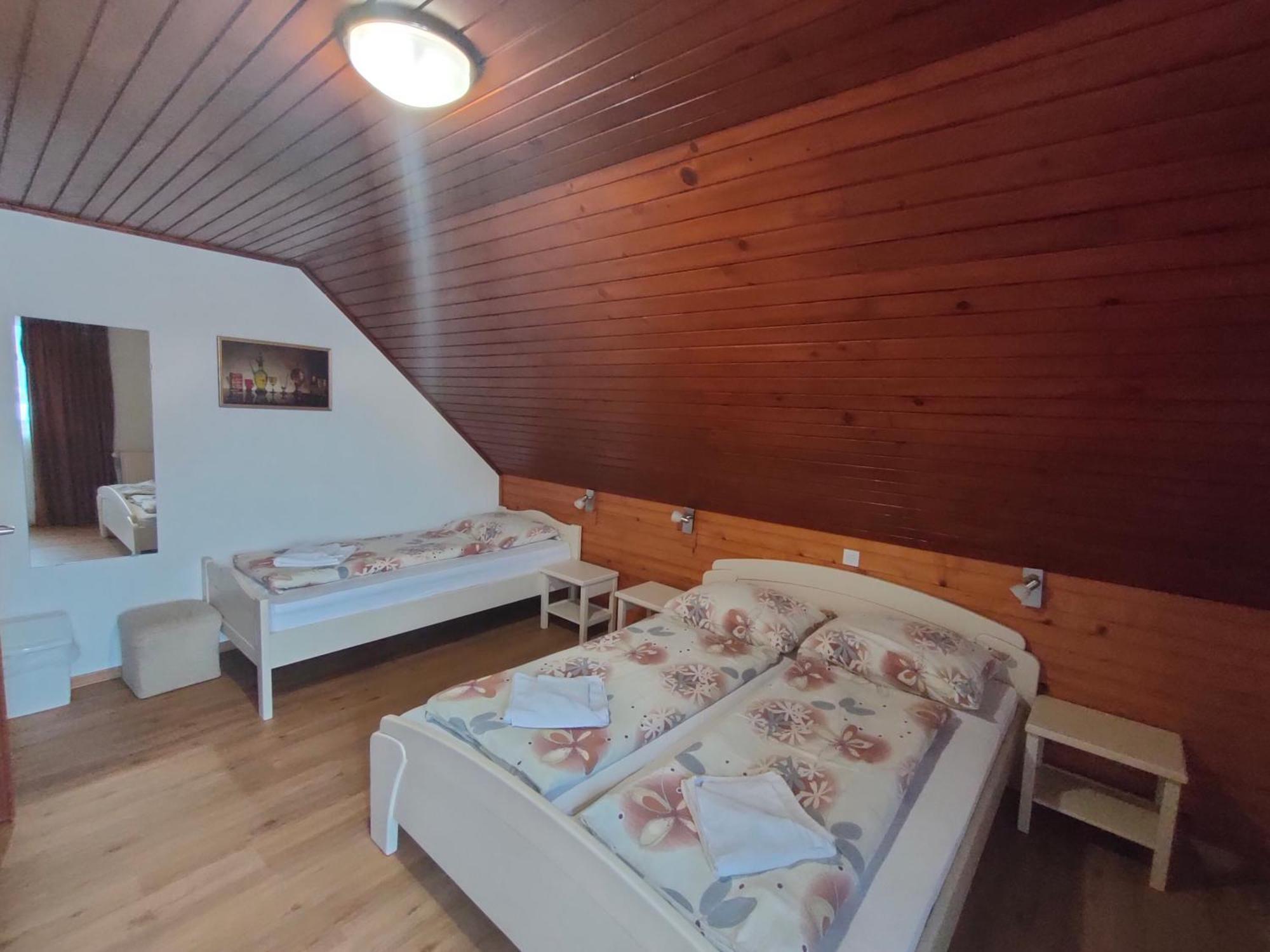 Bed & Breakfast Hisa Resje Bohinj Ngoại thất bức ảnh