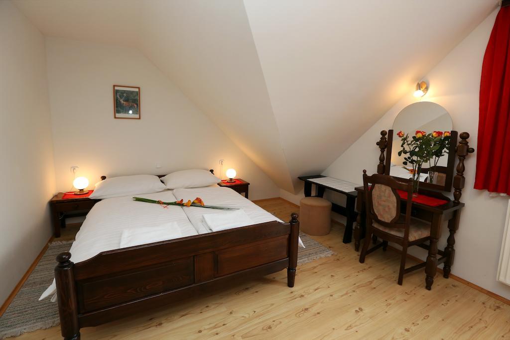 Bed & Breakfast Hisa Resje Bohinj Phòng bức ảnh
