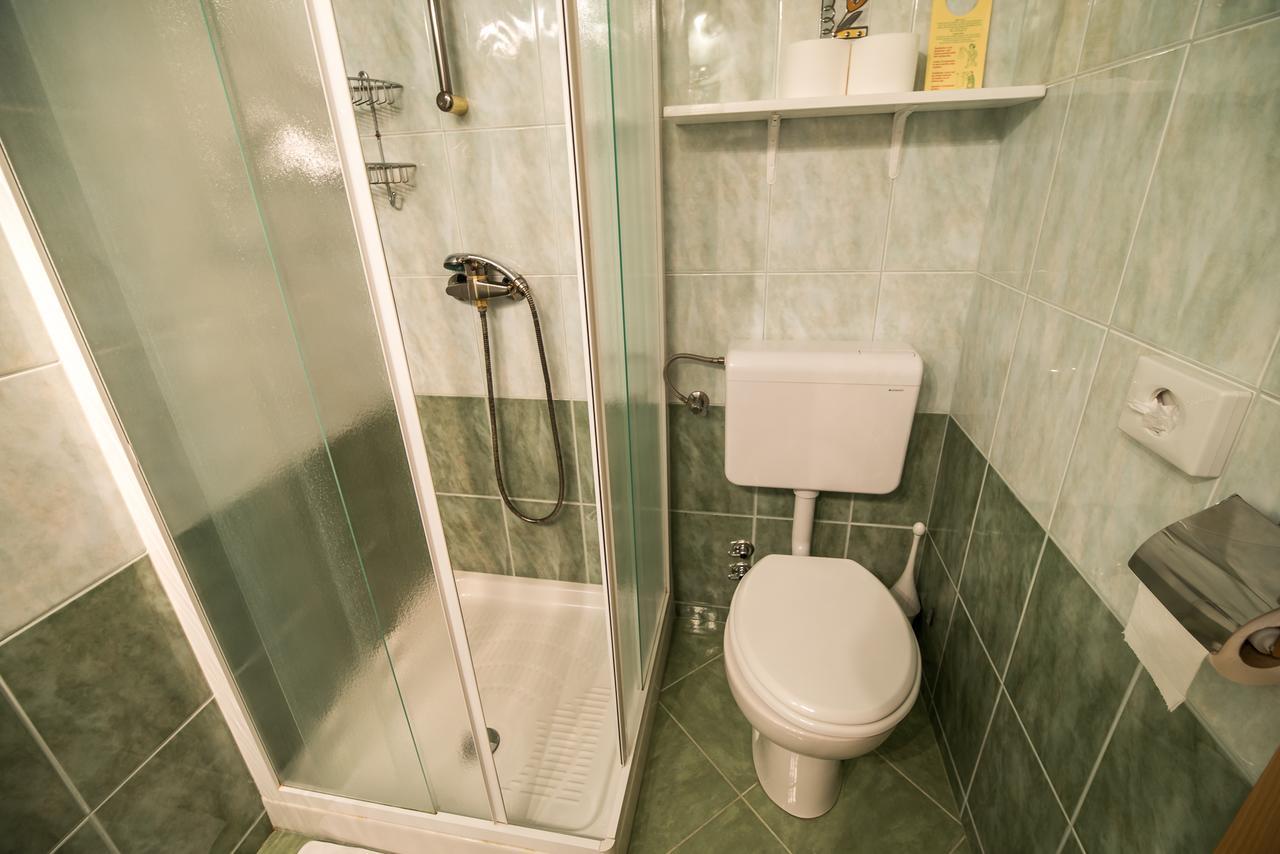 Bed & Breakfast Hisa Resje Bohinj Phòng bức ảnh
